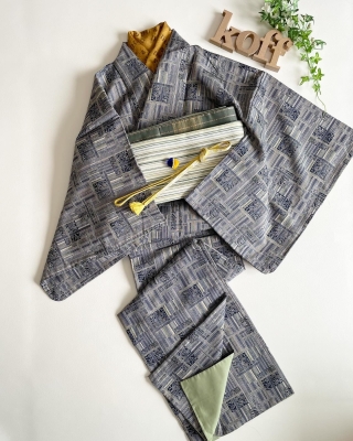 お洒落な柄の化繊(セパ着物)