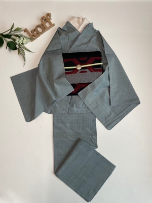 灰鼠色のオシャレ紬(セパ着物)